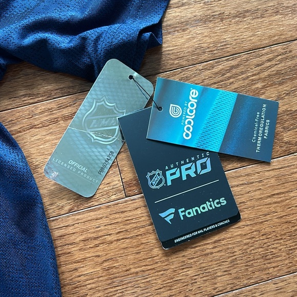 NHL Winnipeg Jets Fanatics Navy Blue Polo - Picture 7 of 8